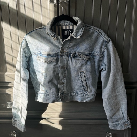 BDG Jackets & Blazers - BDG Cropped Denim Jacket
